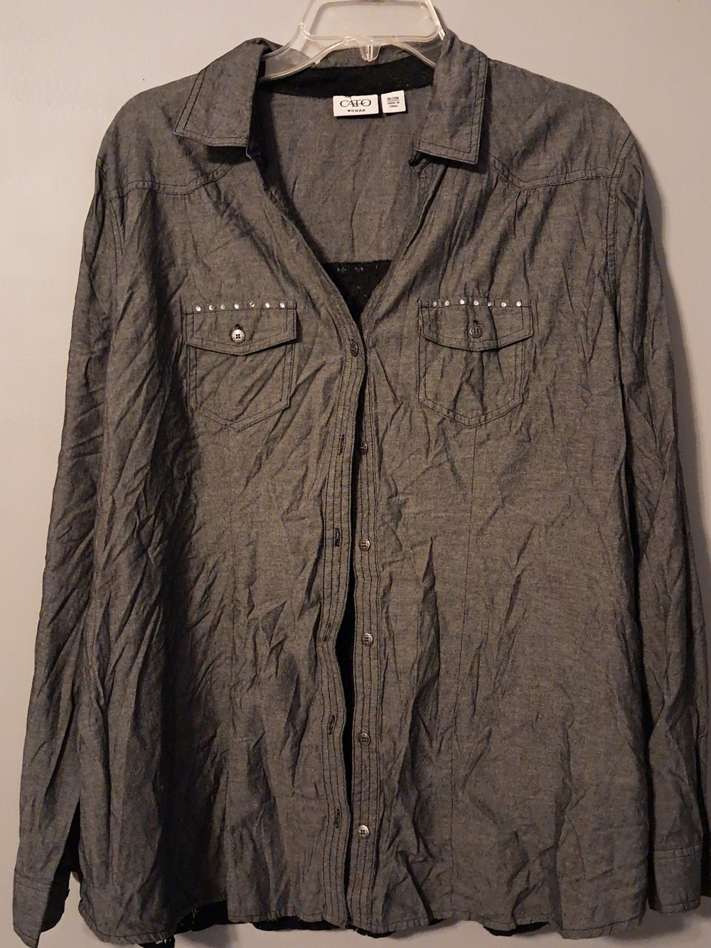 CATO Men’s Gray Button-Up Shirt with Chest Pockets